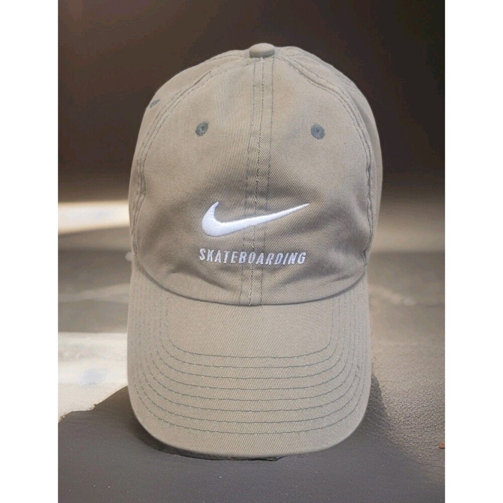 Nike Skateboarding Hat Tan Strap Back Cap Swoosh Heritage86 SB Brown Beige Adj